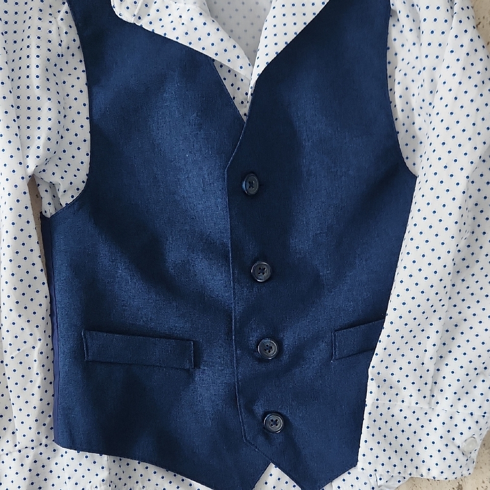 Van Heusen Dark Blue Pantsuit with Polka Dot Shirt - Picture 6 of 7